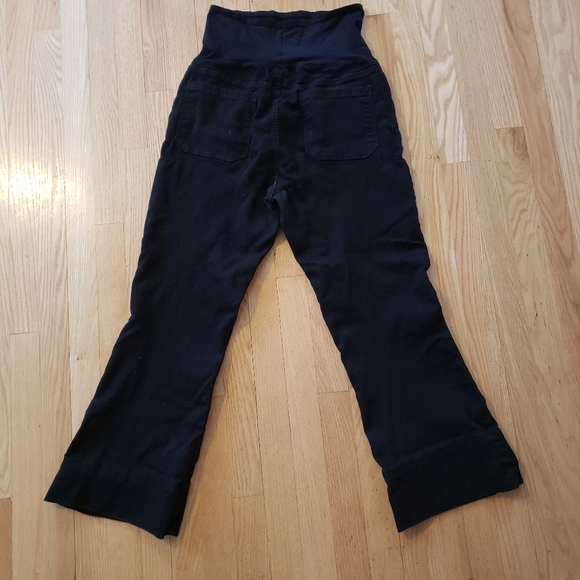 2 maternity Old Navy pants - jeans & black trousers - Picture 9 of 12